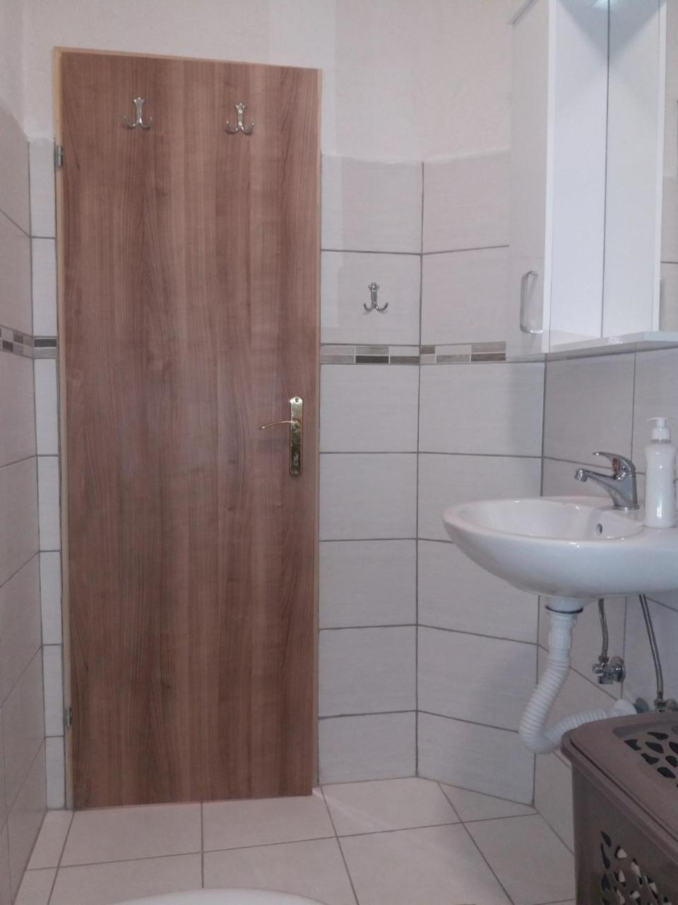 Apartman Donji Kraj Apartment Цетине Екстериор снимка