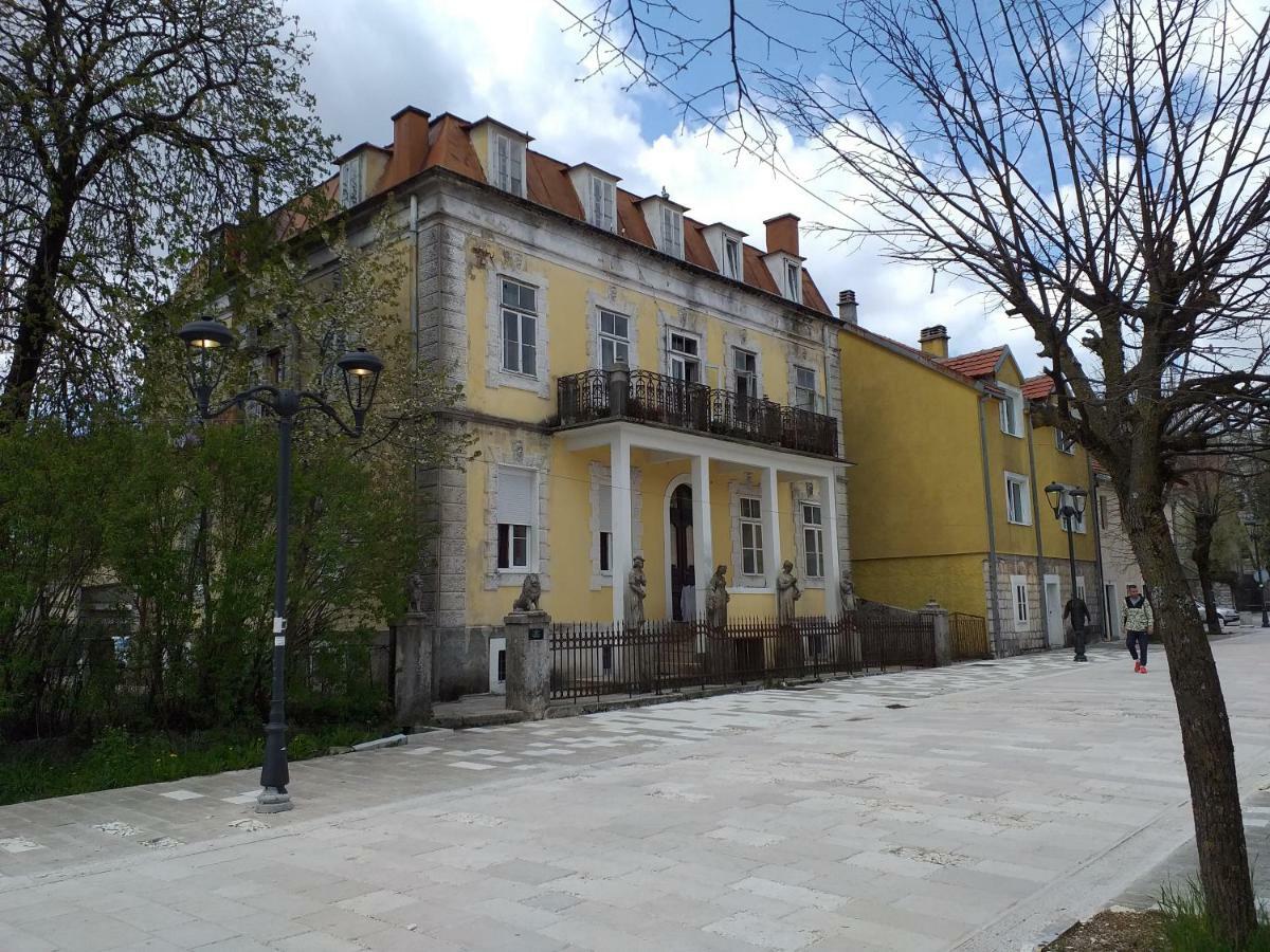 Apartman Donji Kraj Apartment Цетине Екстериор снимка