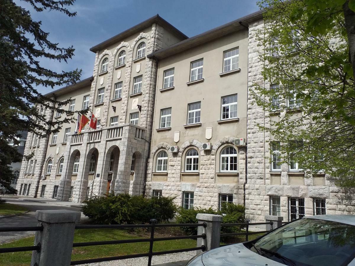 Apartman Donji Kraj Apartment Цетине Екстериор снимка